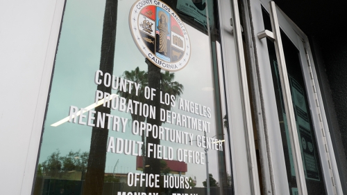 Connecting Individuals on Adult Felony Probation to Services: The D.O.O.R.S Model