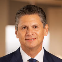 Eloy Ortiz Oakley